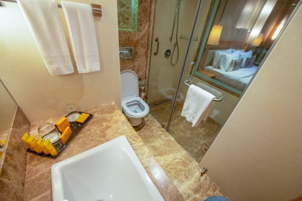 Hotel Bawa International Bombay Extérieur photo