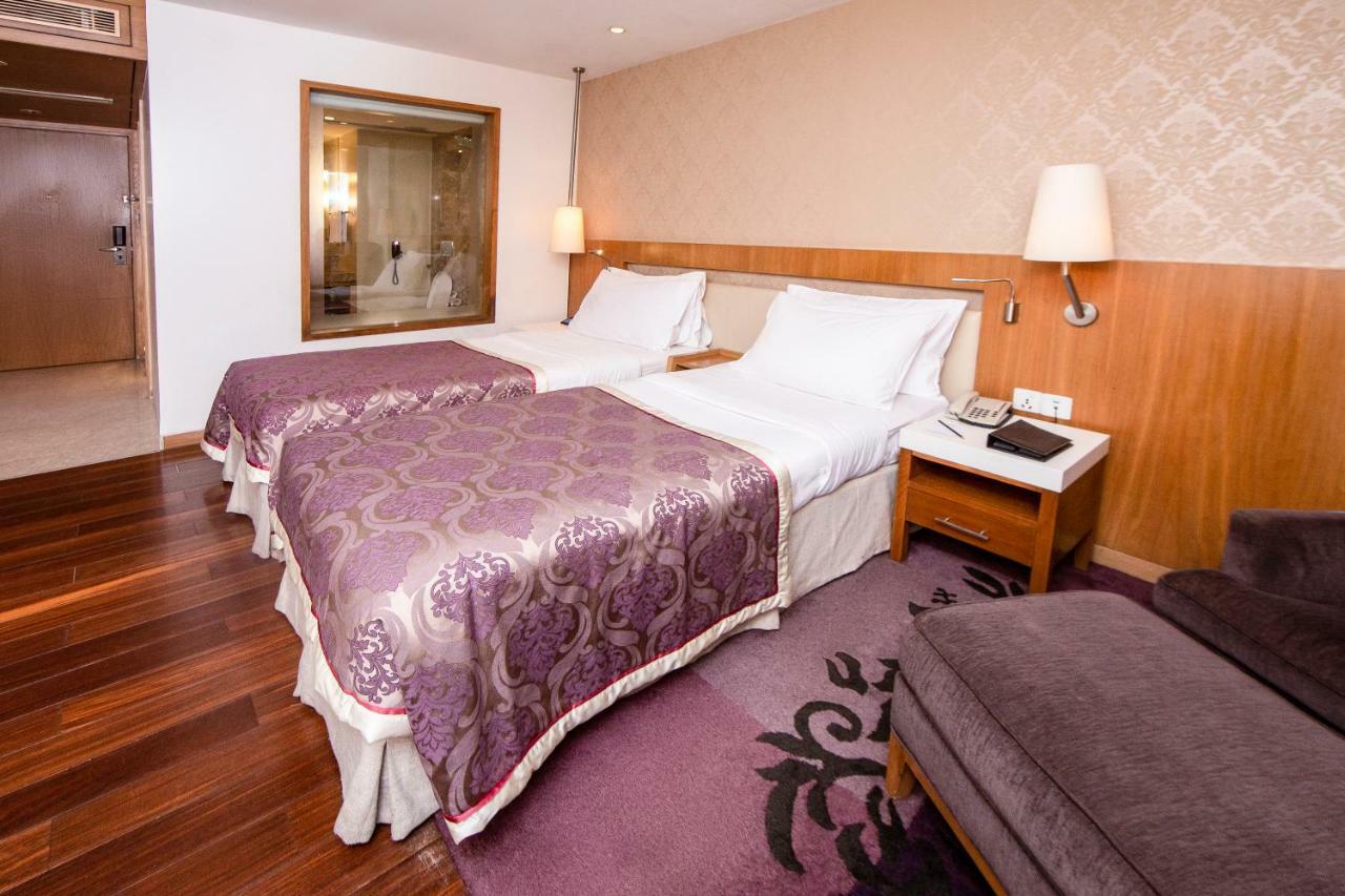 Hotel Bawa International Bombay Extérieur photo
